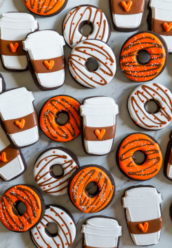 sweetoothgirl:  FALL LATTES AND DONUTS COOKIES