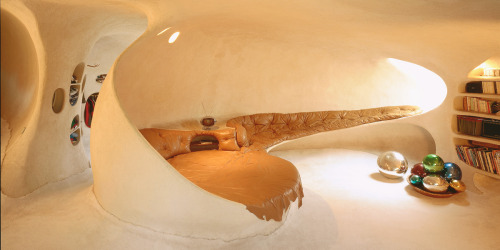 juliaknz:Javier Senosiain / Organic House Naucalpan de Juárez, Mexico, 1984; all images © Cortesía d