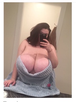 veinybreastsandmore:  Reblog the hell out