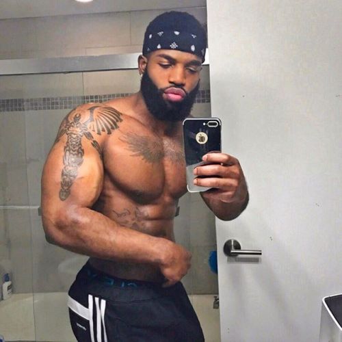 twist-fate:  https://twist-fate.tumblr.com/archiveIG iCANDY