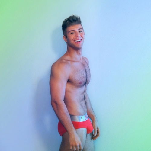 ksufraternitybrother:  KSU-Frat Guy:  Over 28,000 followers . More than 17,000 posts of jocks, cowboys, rednecks, military guys, and much more.   Follow me at: ksufraternitybrother.tumblr.com