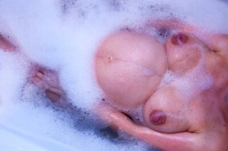 Sexy Pregnant Posts