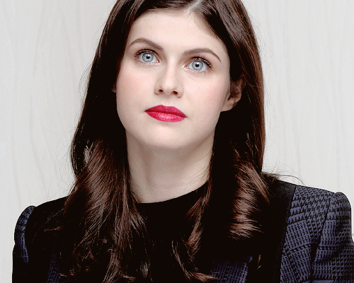 dominicsherwodd: Alexandra Daddario - San Andreas Press Conference in Los Angeles (17.05.15)