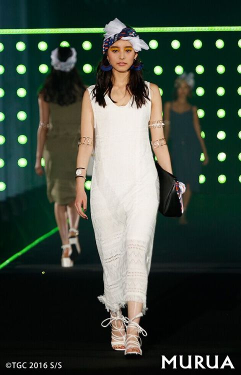 Tokyo Girls Collection 2016 S/S MURUA –  新木優子