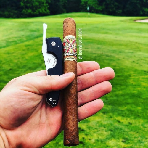 #FuenteFriday  &ldquo; @joeyshortstack Like , Repost , Tag &amp; Follow Us :  #Cigar #Cigars