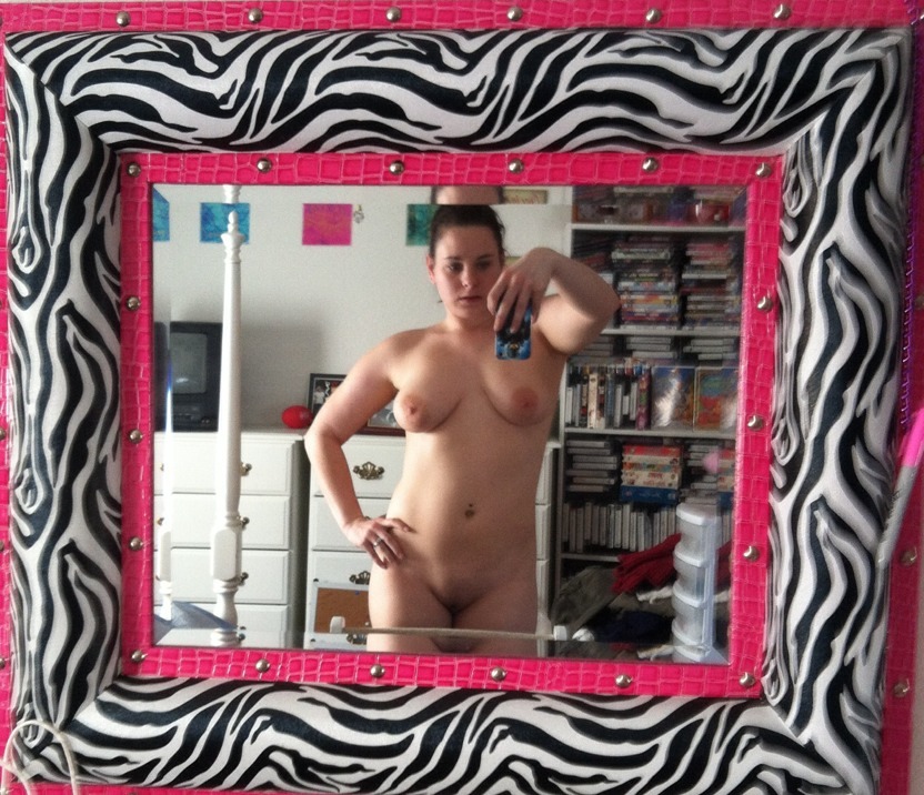 mmm1989:  The gorgeous natural juicy tits with sweet large areolas and juicy pierced