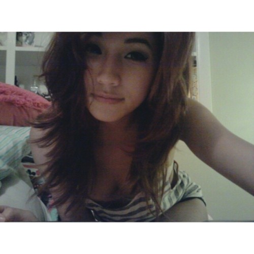 heyyylexie:  Fml #selfie #2cute4u #hair #wtfitstooearly (at yo girl’s house) 