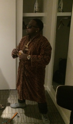 strawberitashawty:  ayebruhweoutchea:  yungkawaiiinigga:  niggasandcomputers:  emiliogorgeous:  There isn’t any debate that Peewee Longway is perhaps one of the most overlooked fashion icons in recent history.  Style Icon  Finesse Father  Not finesse