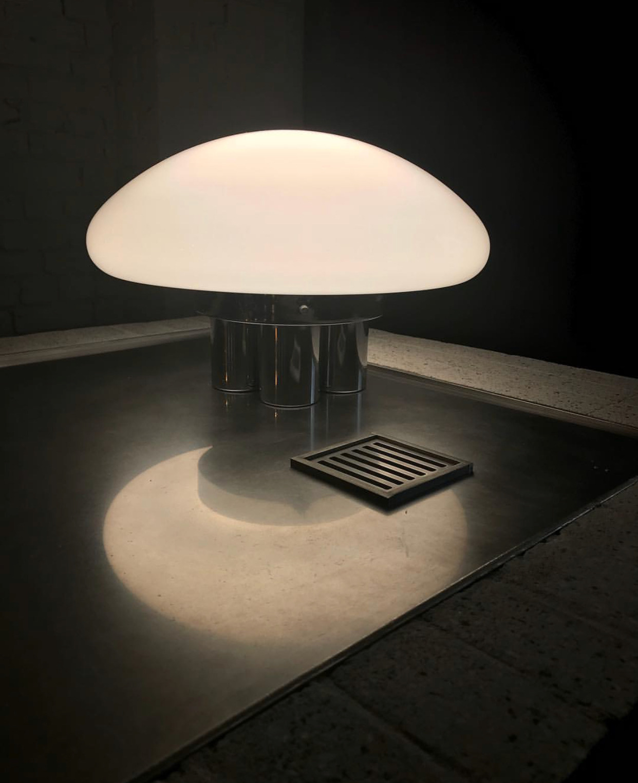 iamnotmyhistory:Sergio Mazzo, Magnolia Table Lamp, 1971