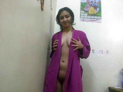 iloveindianwomen:  waheedhr1:  Ummmmm  Wow! Nice. 