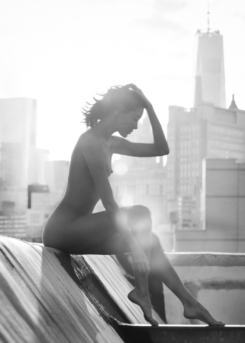 ababedaily:Nude York #5