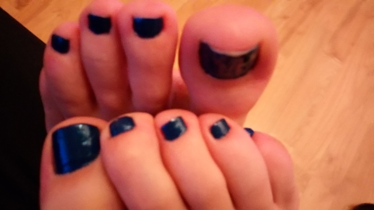 feetgirly94:  Good morning 😍 