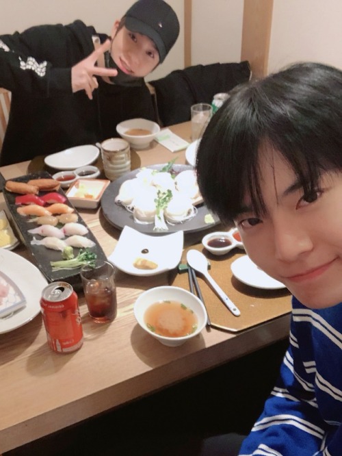 nctinfo:NCTsmtown: Czennies, are you having a good lunar new year??New Years should be spent togethe
