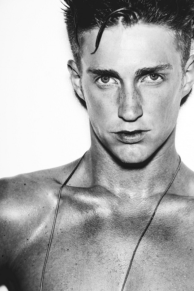 strangeforeignbeauty:  Arik Owen by Eric White [ b&amp;w | fave models | 1000+