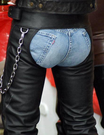 wolvesperv:  #leather #chaps #hotass