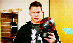 kahniss-blog:  Movies to watch: 22 Jump Street 
