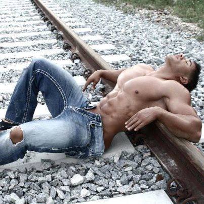 texasbadpup:  TEXASBADPUP ………….. AS I LAY ON THE RAILS I THINK OF YA
