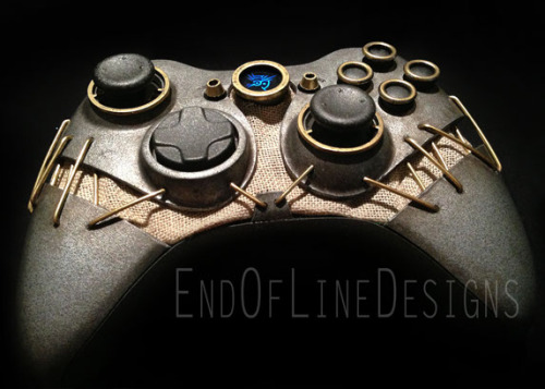 morttheunwise:  theomeganerd:  Dishonored Control Pad & Nintendo Game Boy Sculptures by Devin Smith   quelindoeldelaxboxwn