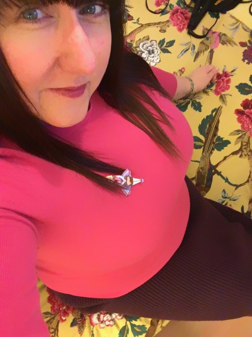 Porn sarah-1971:  OOTD Pink Day today with berry photos