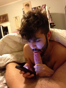 pvssoir:  gaypornmonster:  The art of multitasking   OVER 250 NEW PICTURES AND VIDEOS OF BIG DICKS POSTED DAILY 