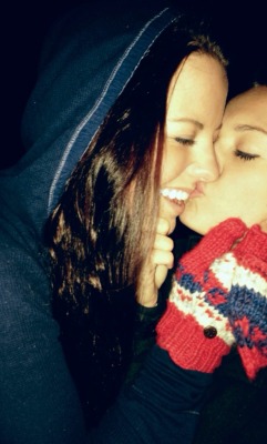 outproudandloud:  ♀♥ Love is Love ♥♀