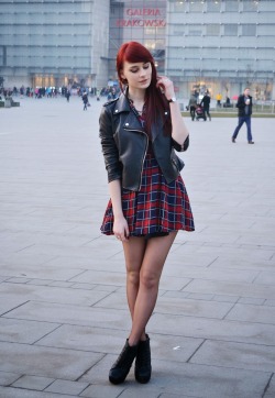 Fashion-Tights:  Tartan Dress.http://Mademoiselle-Kate.blogspot.com/2014/03/Tartan-Dress.html