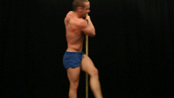 romy7:  Chris Talbot at pole-dance 