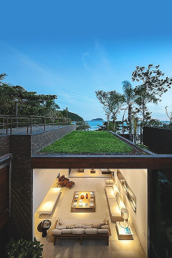 noahsecchi:  Beautiful Beach Home | © |