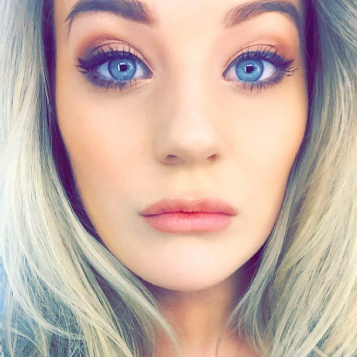 Ready for my close up 😉 today&rsquo;s shoot make up 💕 by bethanylilyapril
