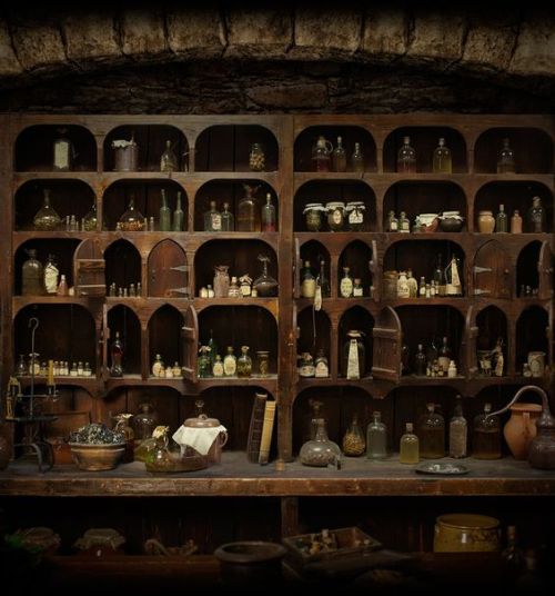 mycelticheart: Claire’s Apothecary Cabinet