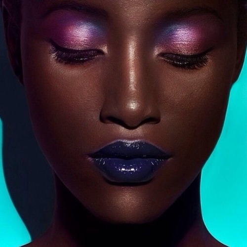 hersheywrites:  Unconventional Lip Colors on Dark Skin 