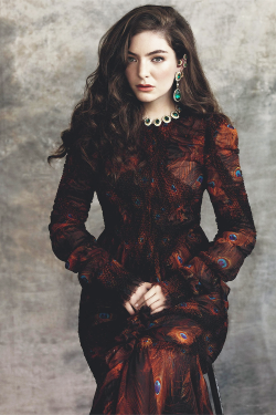 Lorde for Vogue Australia (July 2015)