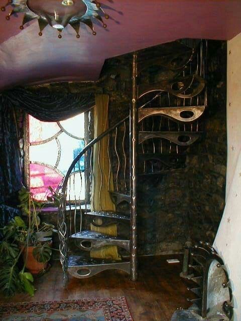 POV: Theres Something Unusual About The House At The End Of The Street..