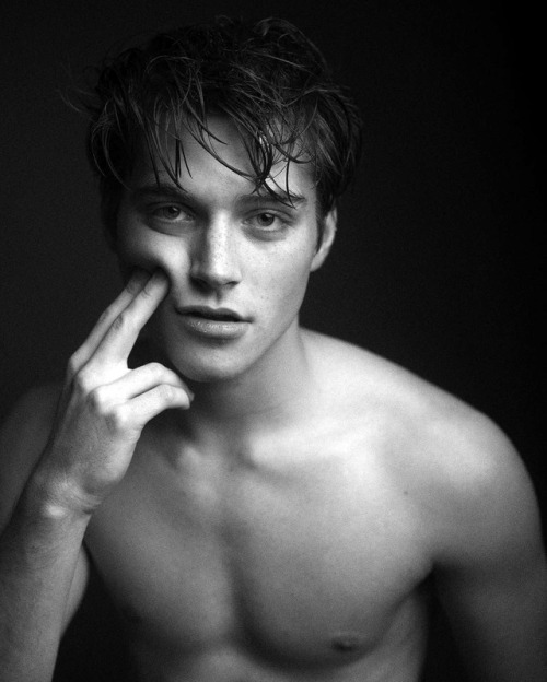 meninvogue:  Froy Gutierrez photographed by Luke Fontana
