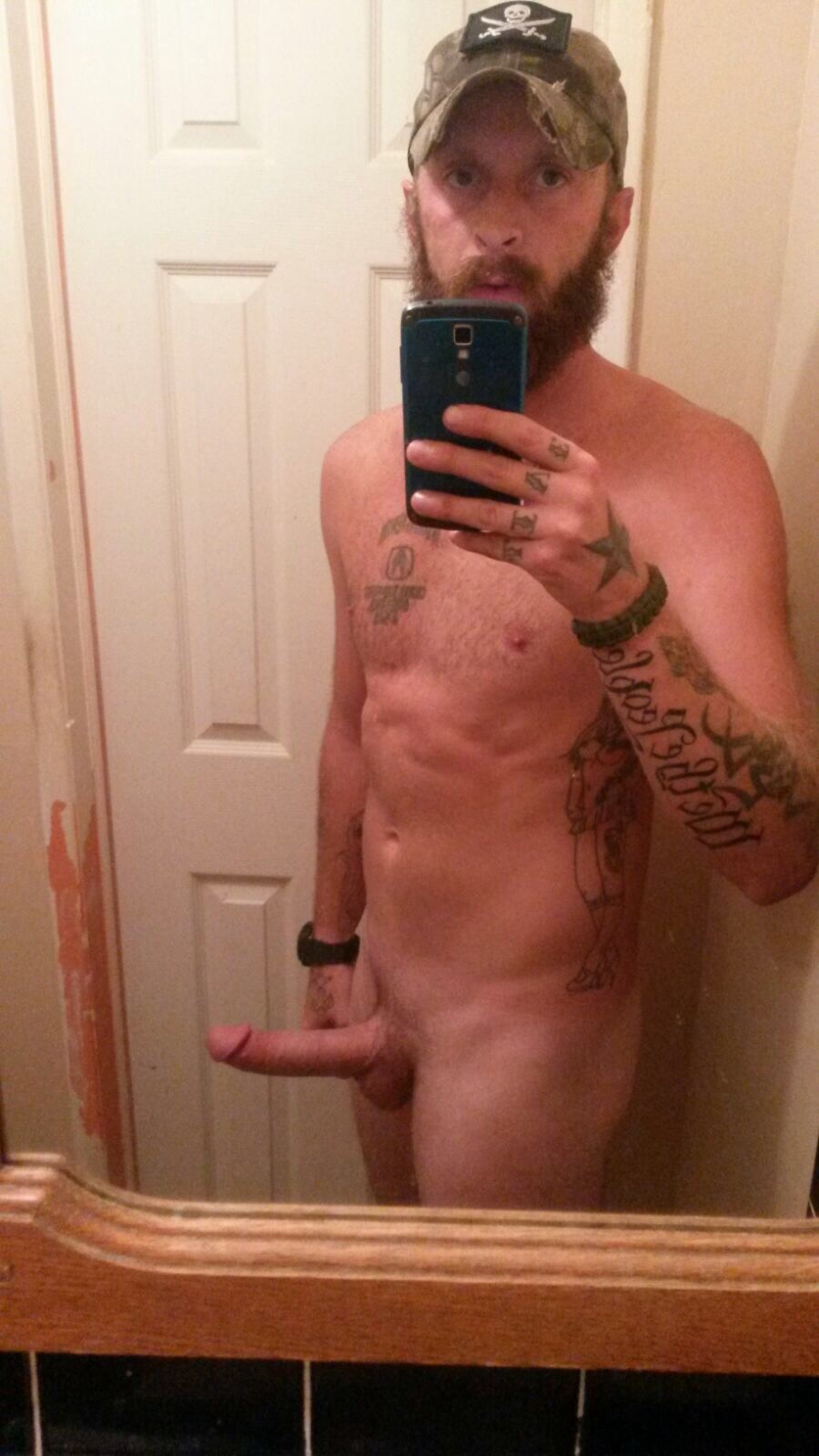dirtyredneckmen:  Please Follow us!  Straight White Thugs- http://straightwhitethugs.tumblr.com/Dirty