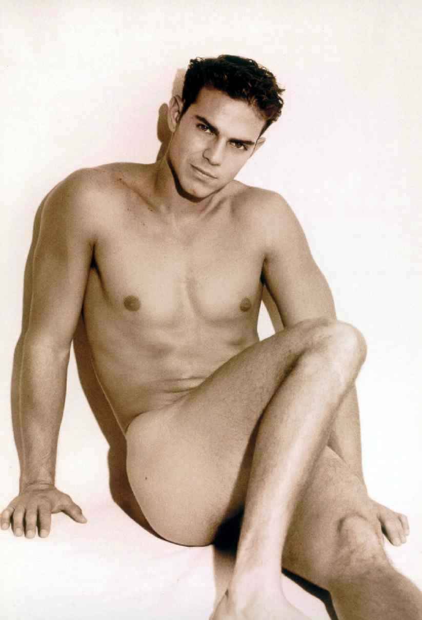 realcelebritynakedman:  Juan Antonio Baptista - “Gato”   Follow : realcelebritynakedman.tumblr.com