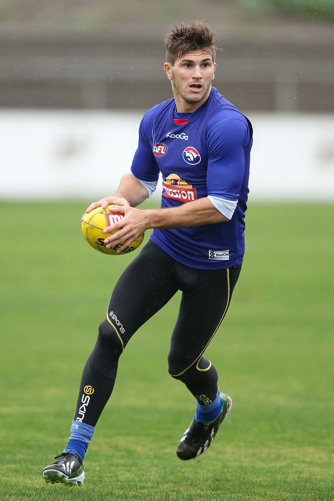 giantsorcowboys:  Thursdays in Tights! Bulldogs Running In The Lycra Today! These