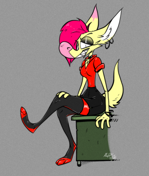 maffilu: SFW Porn - with something for everyone! If you are into leggies!   🤭