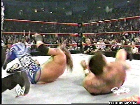 daddylovestofuk:  How can you not enjoy wrestling?