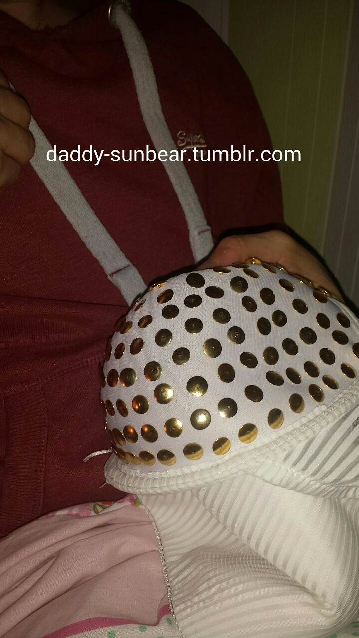 tasksforsubsandslaves:  daddy-sunbear:  Daddy made me a new bra….nice little torture