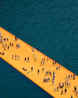 antiwhat:  The Floating Piers Lago d’Iseo (2014-2016) by Christo &amp; Jeanne-Claude Ralf Streithorst Photography 