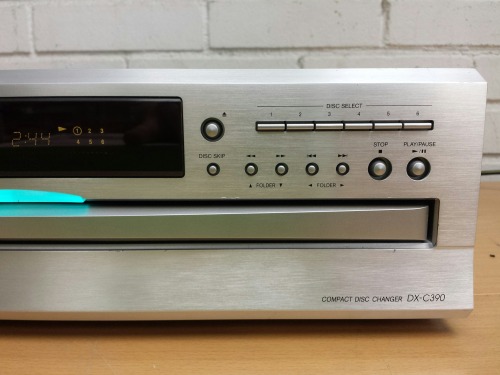 Onkyo DX-C390 Compact Disc Changer, 2010