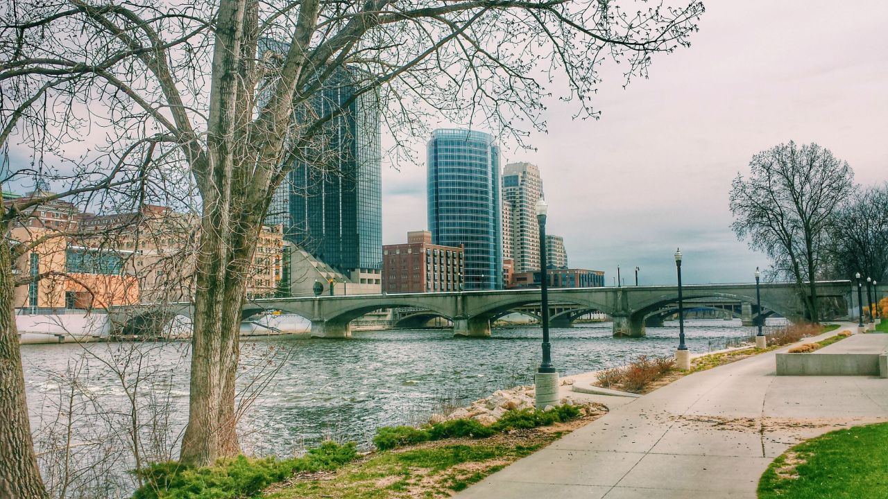 citylandscapes:  Grand Rapids, MI by Pattmost20  ♡