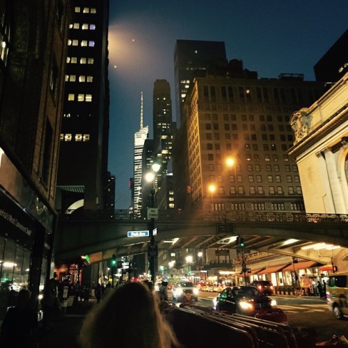 greatest city in the world #midtown #nyc #dates #bryantpark #grandcentral