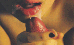 tastycuminmouthcuminmouthporno:  Cum in her beautiful mouth tastycuminmouthcuminmouthporno.tumblr.com