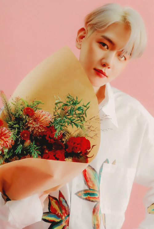 sefuns:Baekhyun — 「BAEKHYUN」 Album Booklet (Stars Ver.) 