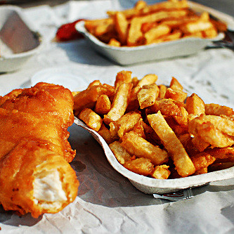everybody-loves-to-eat:fish and chipsrequested by ios-my-d