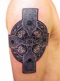 tattooedbodyart:  Celtic tattoos are perfect