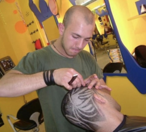 punkerskinhead: cool haircut