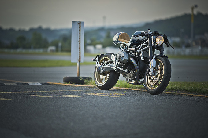 nakajima46works:  BMWのデザインチーフであるOlaさんが突然訪ねてきてくださったのが2013年12月。その時、その少し前に発表されたコンセプトモデル、BMW